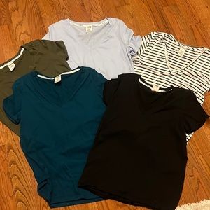 5 V-Neck T shirts